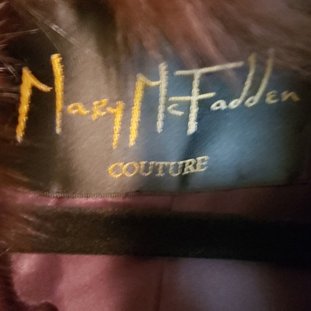 Mary McFadden real fur coat - Picture 2 of 3